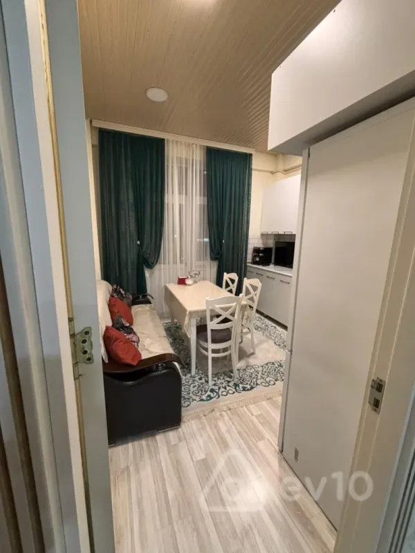 Satılır 3 otaqlı yeni tikili 107 m²