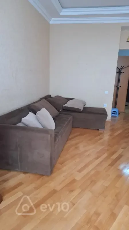 Kirayə verilir 2 otaqlı yeni tikili 60 m²