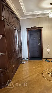 Kirayə verilir 3 otaqlı köhnə tikili 90 m²