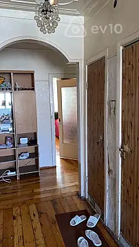 Kirayə verilir 3 otaqlı köhnə tikili 90 m²