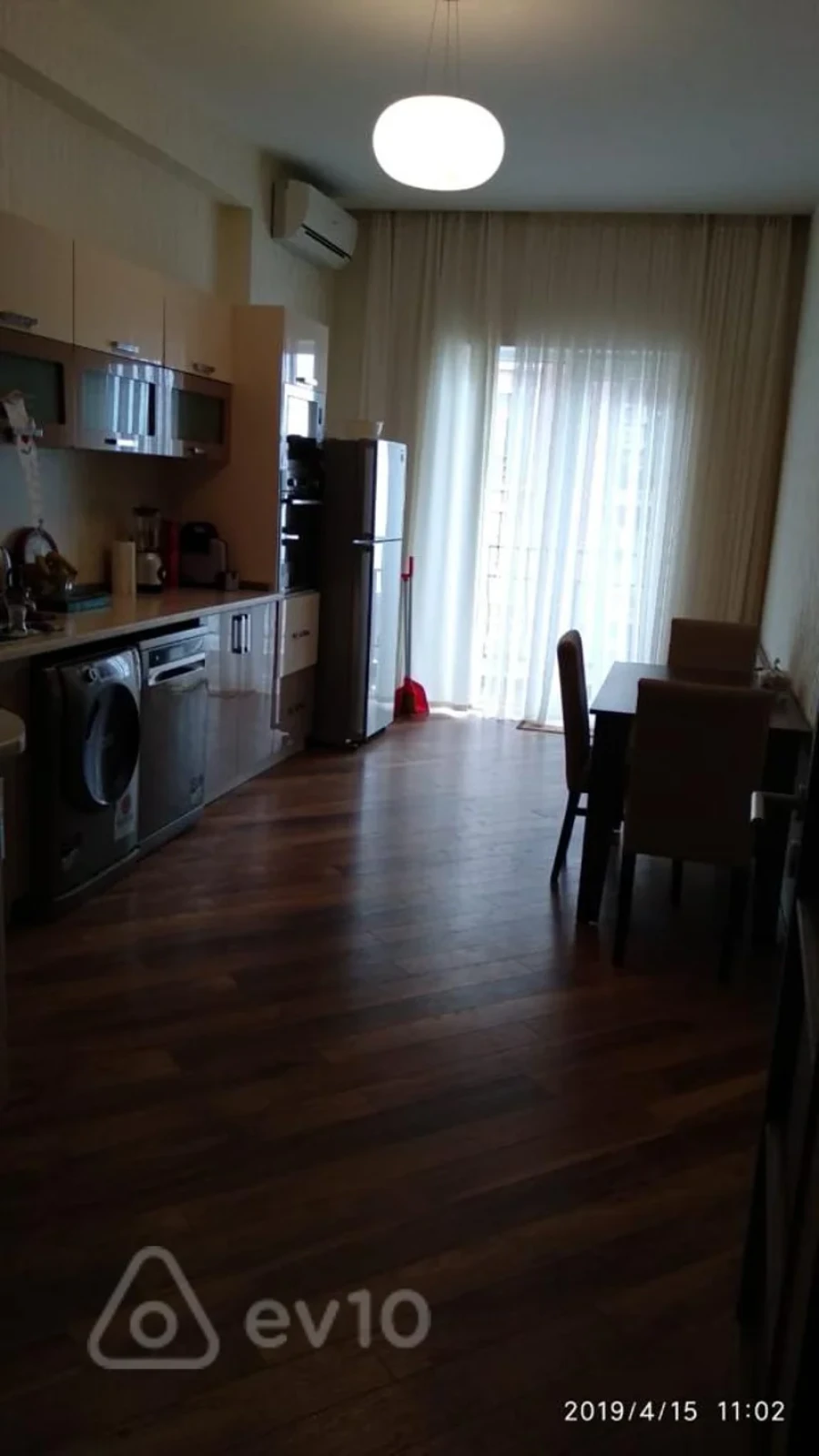 Kirayə verilir 4 otaqlı yeni tikili 185 m²