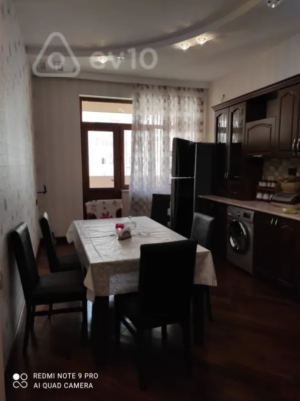 Kirayə verilir 3 otaqlı yeni tikili 85 m²