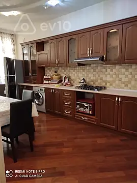 Kirayə verilir 3 otaqlı yeni tikili 85 m²