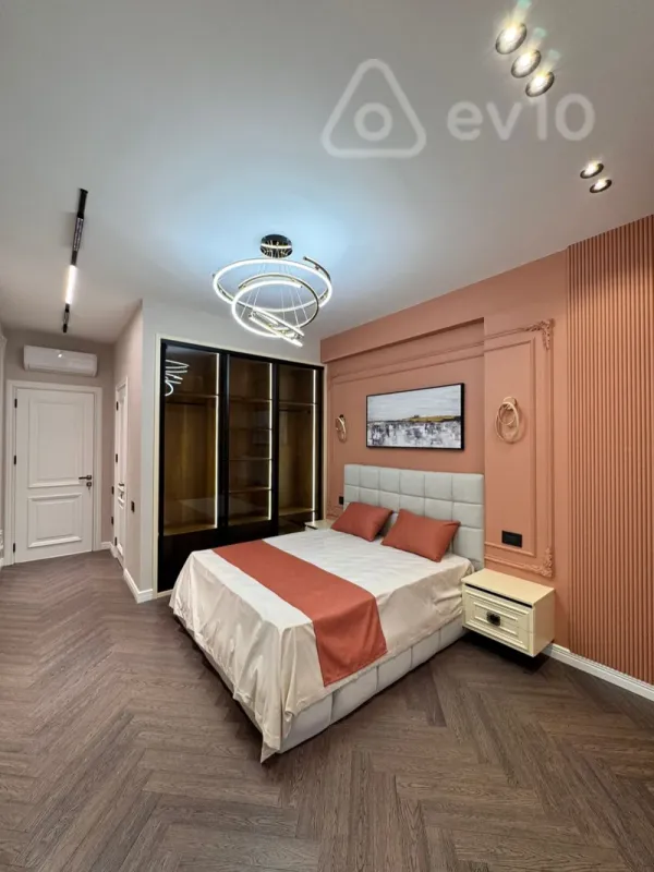 Satılır 3 otaqlı yeni tikili 93 m²