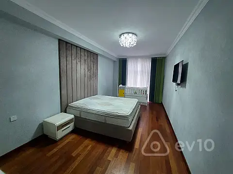 Satılır 3 otaqlı yeni tikili 138 m²