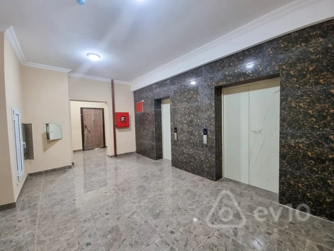 Satılır 3 otaqlı yeni tikili 138 m²