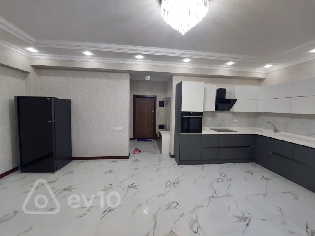 Satılır 3 otaqlı yeni tikili 138 m²
