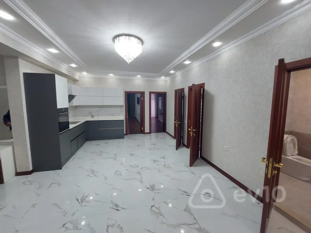 Satılır 3 otaqlı yeni tikili 138 m²