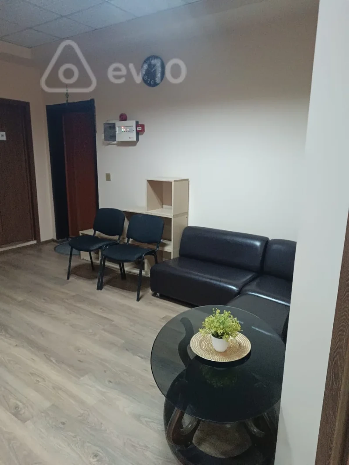 Kirayə verilir 6 otaqlı ofis 215 m²