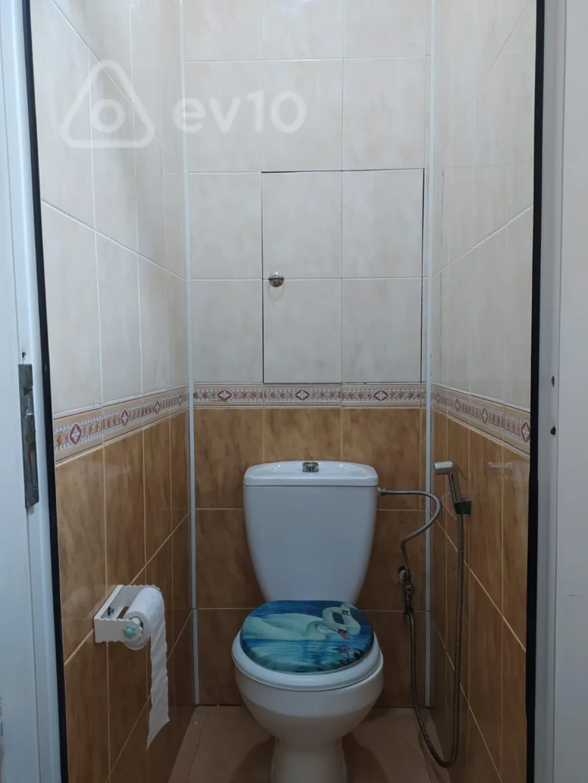 Satılır 2 otaqlı köhnə tikili 55 m²