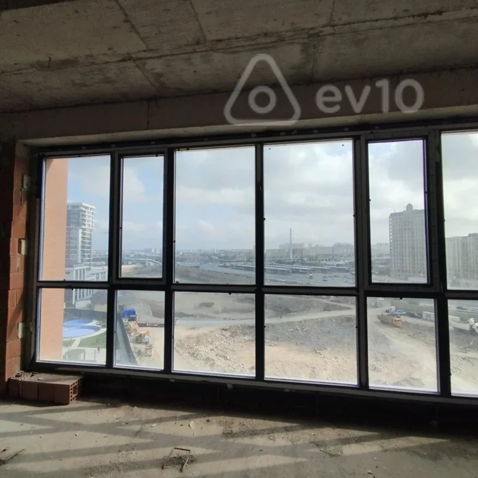 Satılır 2 otaqlı yeni tikili 97.4 m²