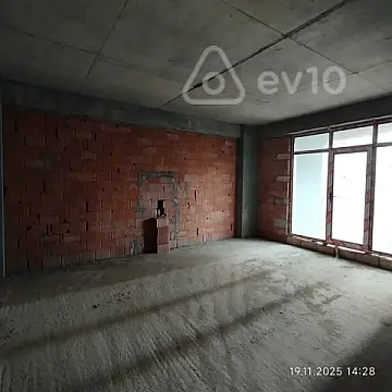 Satılır 2 otaqlı yeni tikili 110 m²