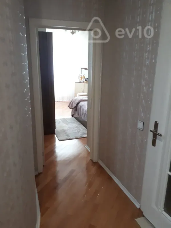 Satılır 2 otaqlı yeni tikili 58 m²