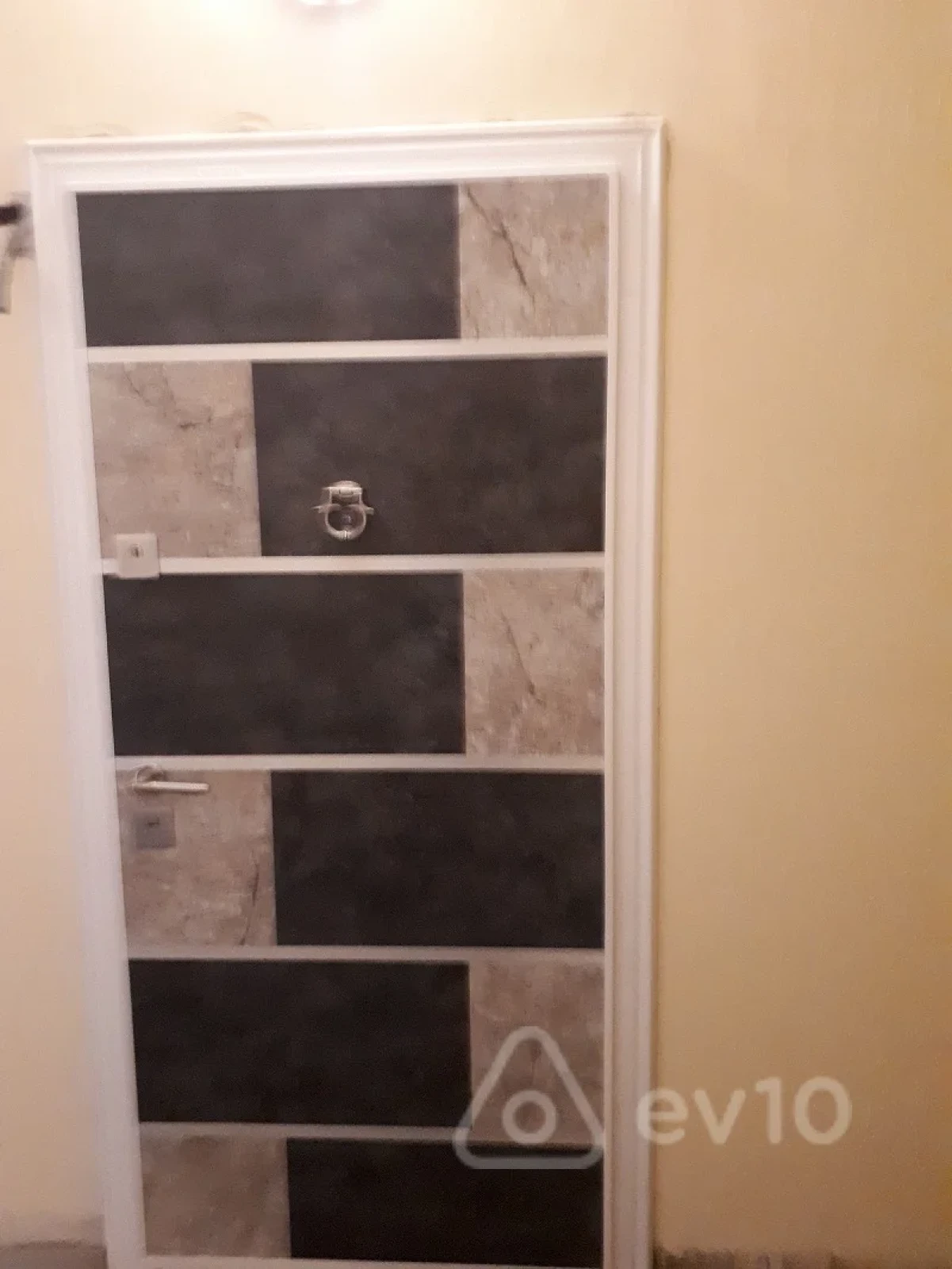 Satılır 2 otaqlı yeni tikili 58 m²