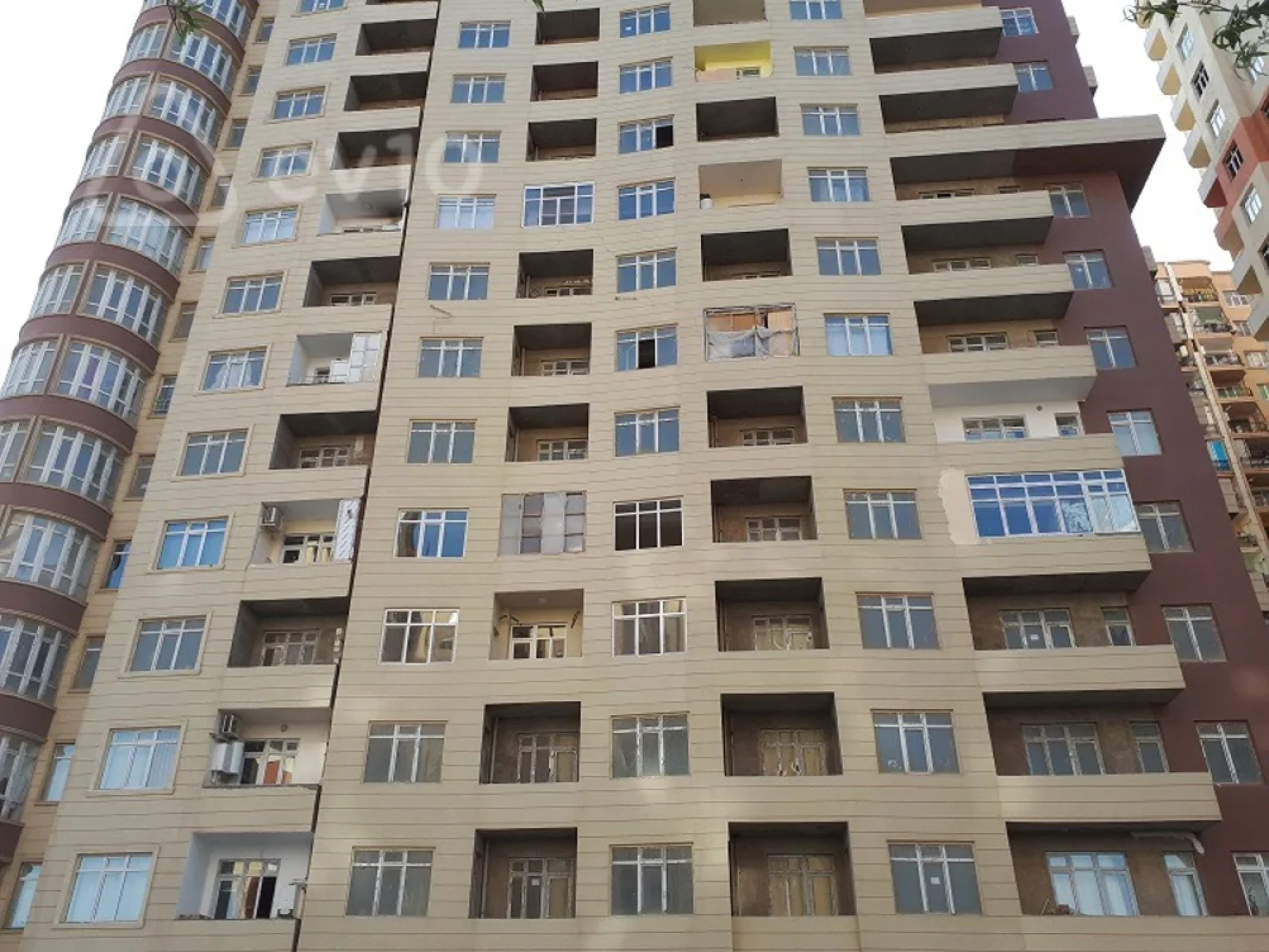 Satılır 2 otaqlı yeni tikili 58 m²