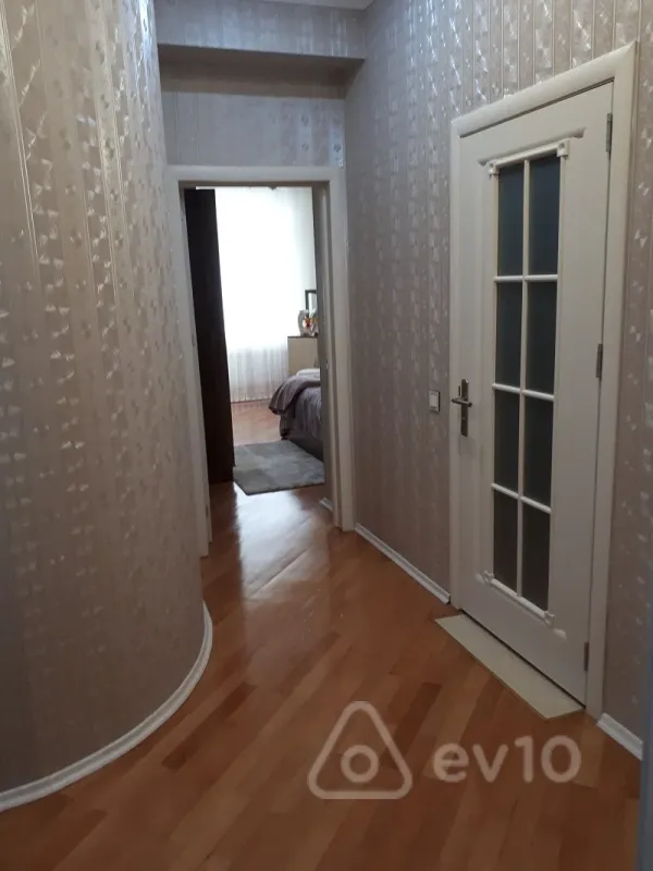 Satılır 2 otaqlı yeni tikili 58 m²