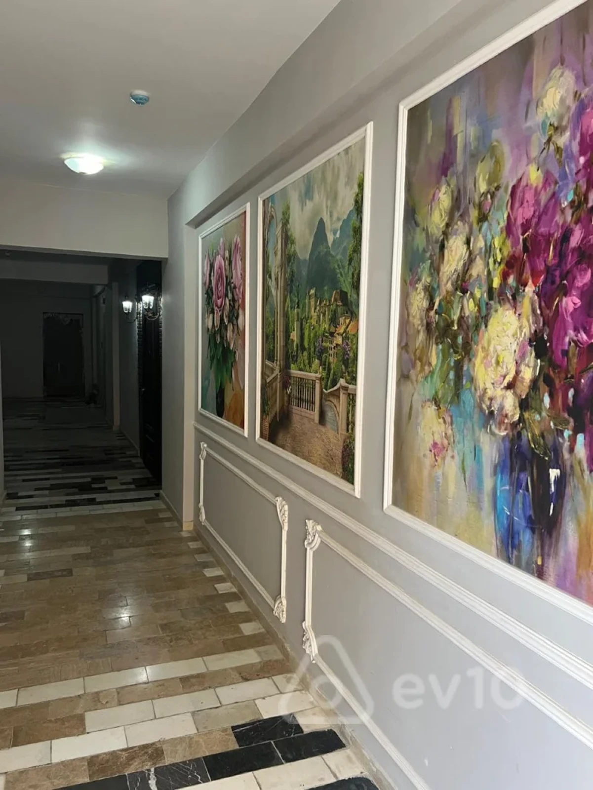 Satılır 4 otaqlı yeni tikili 140 m²