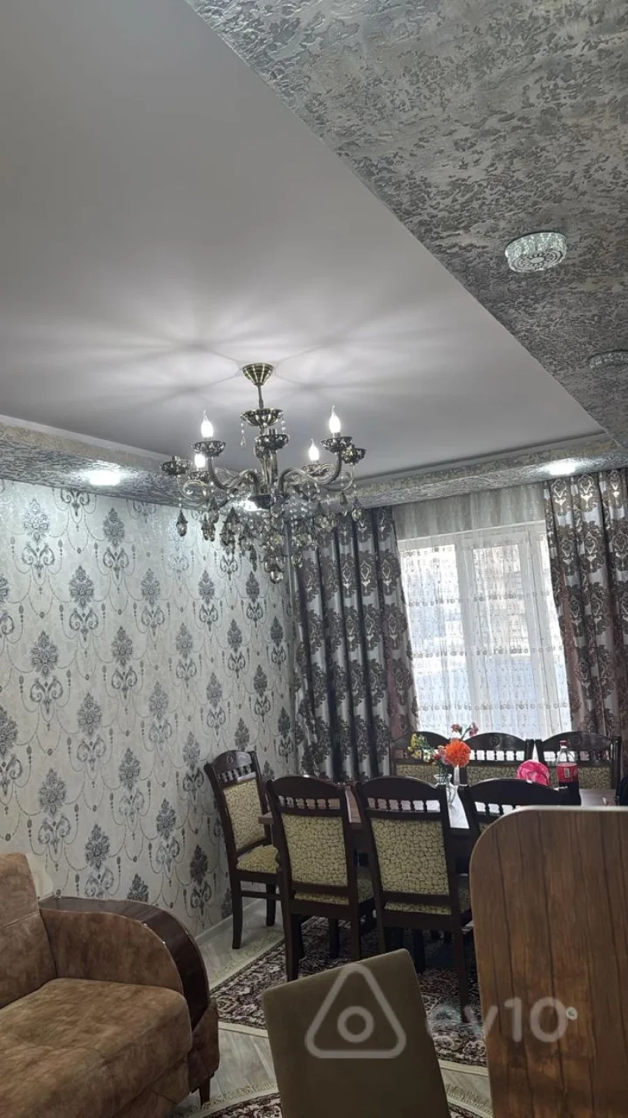 Kirayə verilir 2 otaqlı köhnə tikili 60 m²