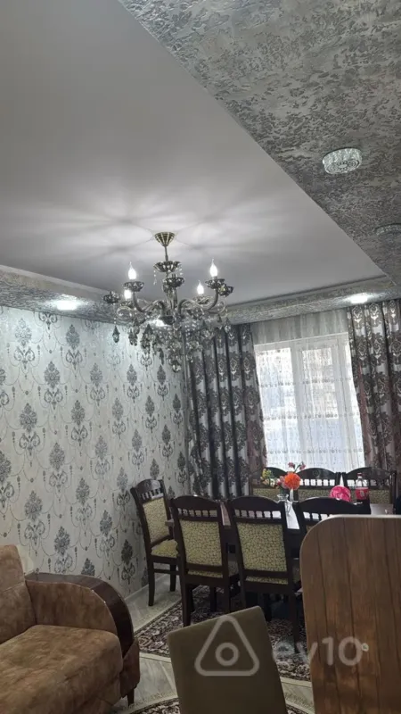 Kirayə verilir 2 otaqlı köhnə tikili 60 m²