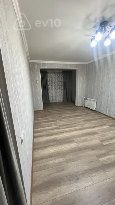 Kirayə verilir 1 otaqlı köhnə tikili 35 m²