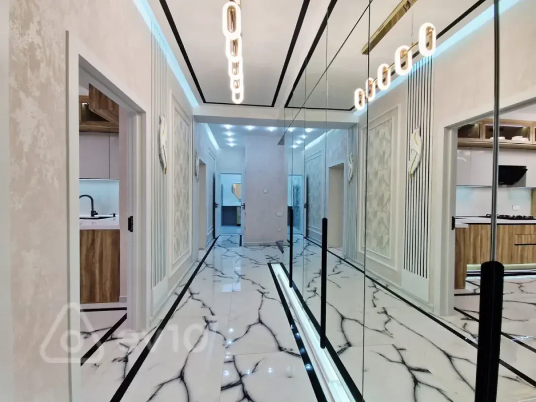 Satılır 3 otaqlı yeni tikili 120 m²