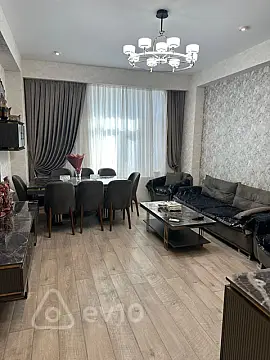 Kirayə verilir 4 otaqlı yeni tikili 140 m²