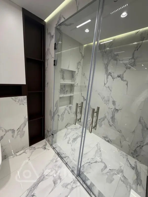 Kirayə verilir 2 otaqlı yeni tikili 97 m²