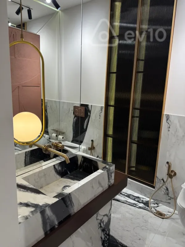 Kirayə verilir 2 otaqlı yeni tikili 97 m²