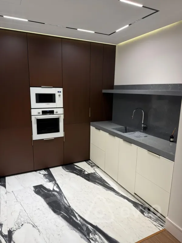 Kirayə verilir 2 otaqlı yeni tikili 97 m²