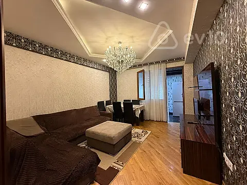 Kirayə verilir 3 otaqlı yeni tikili 180 m²