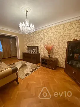 Kirayə verilir 3 otaqlı köhnə tikili 90 m² — Bakı, Nəsimi 3 otaq 90.00 m²