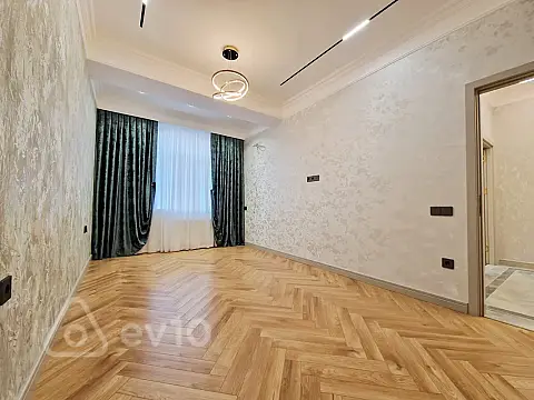 Satılır 3 otaqlı yeni tikili 70 m²