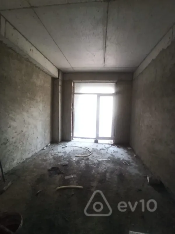 Satılır 3 otaqlı yeni tikili 135 m²