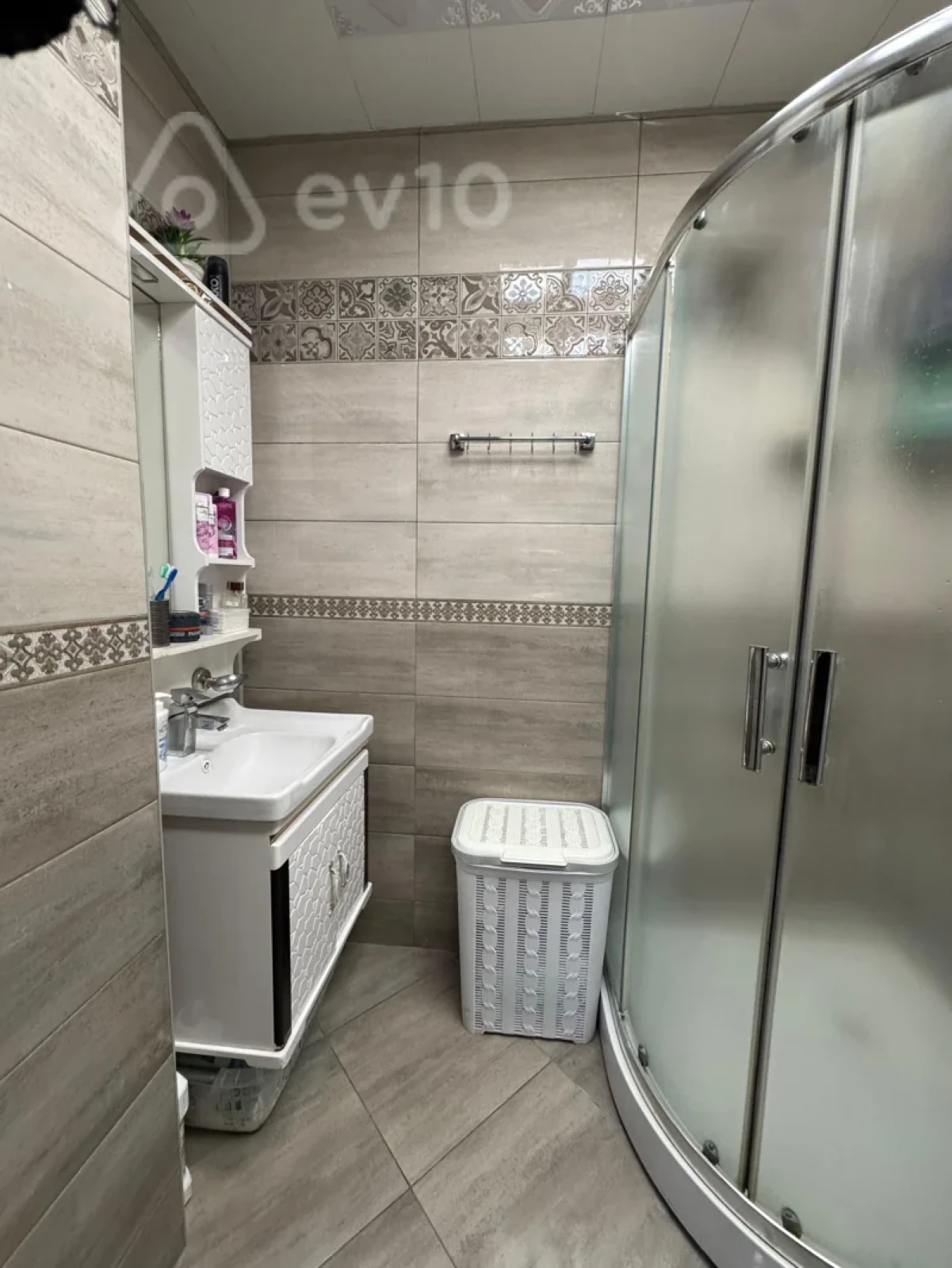 Satılır 3 otaqlı yeni tikili 78 m²