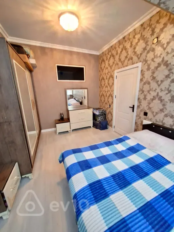 Satılır 3 otaqlı yeni tikili 100 m²