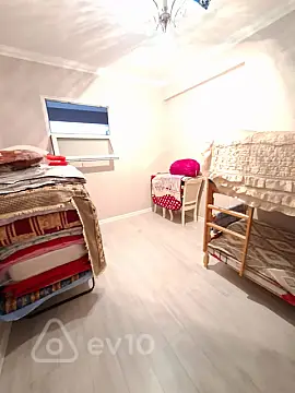 Satılır 3 otaqlı yeni tikili 100 m²