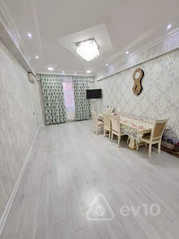 Satılır 3 otaqlı yeni tikili 100 m²