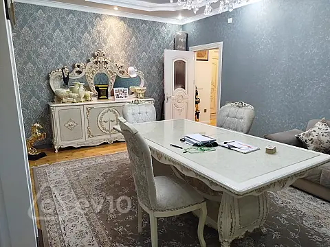 Satılır 3 otaqlı yeni tikili 117 m²