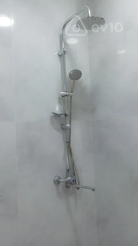 Satılır 4 otaqlı həyət evi 110 m²