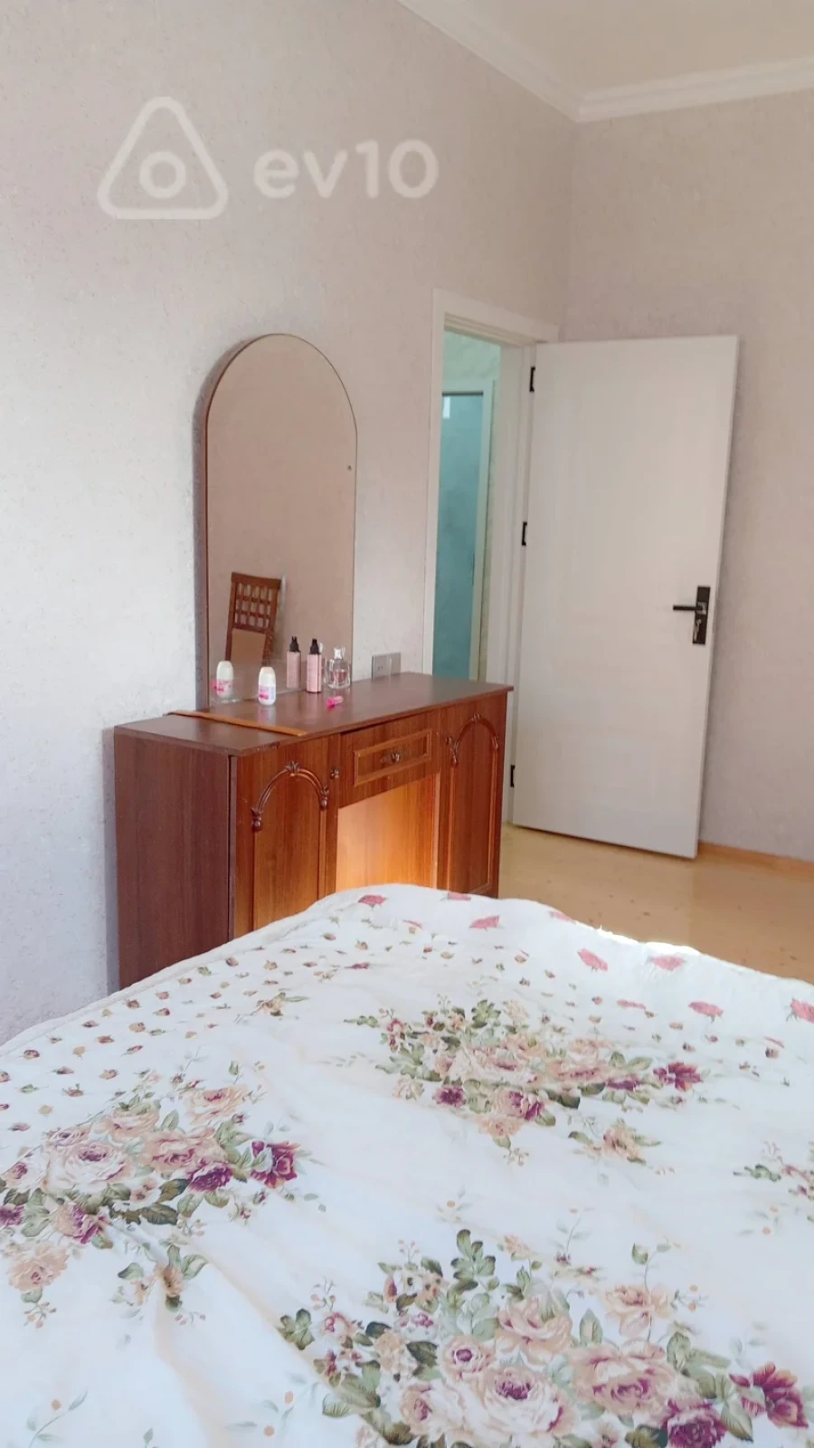 Satılır 4 otaqlı həyət evi 110 m²