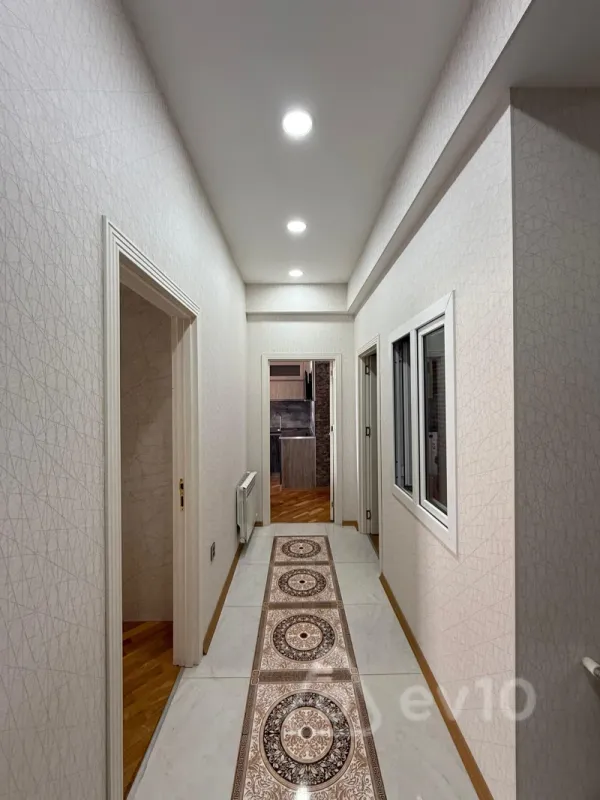 Satılır 3 otaqlı yeni tikili 97 m²