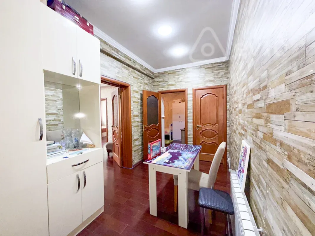 Satılır 3 otaqlı yeni tikili 80 m²