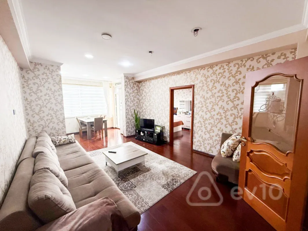 Satılır 3 otaqlı yeni tikili 80 m²