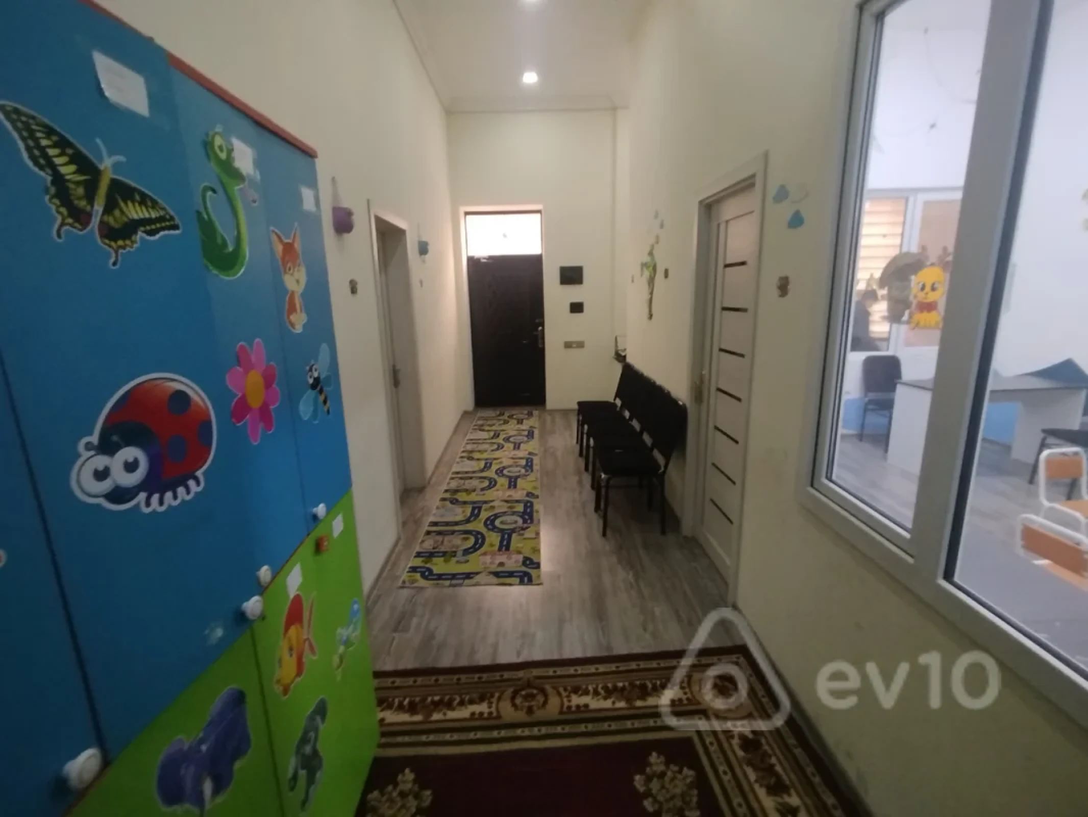 Satılır mənzil 200 m²