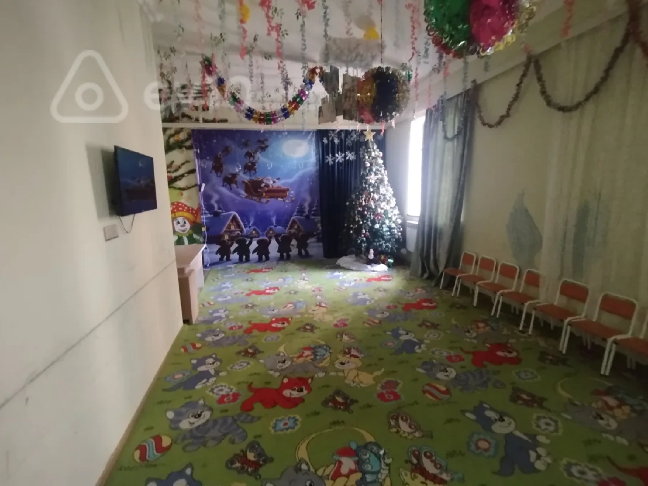 Satılır mənzil 200 m²