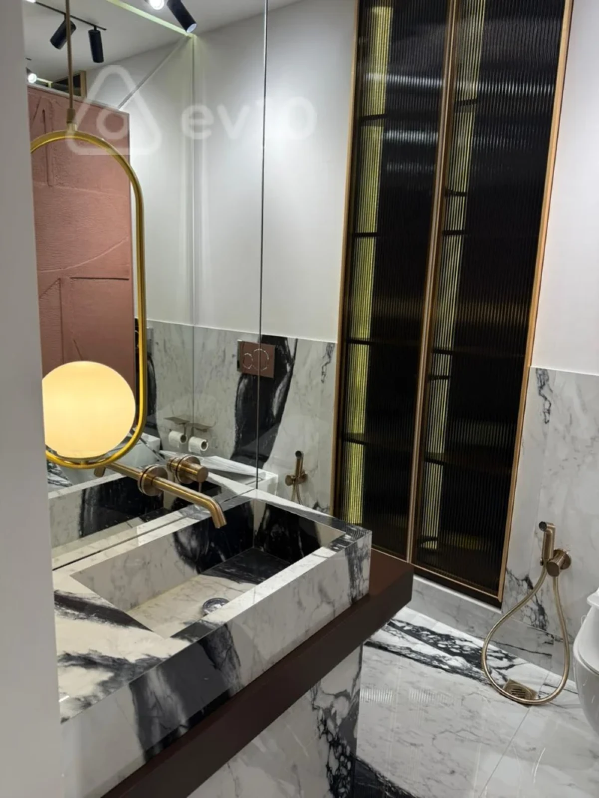 Kirayə verilir 2 otaqlı yeni tikili 100 m²