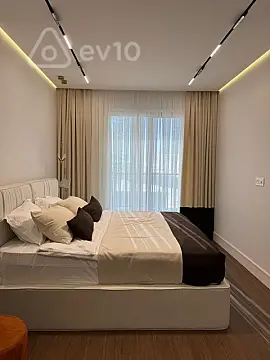 Kirayə verilir 2 otaqlı yeni tikili 100 m²