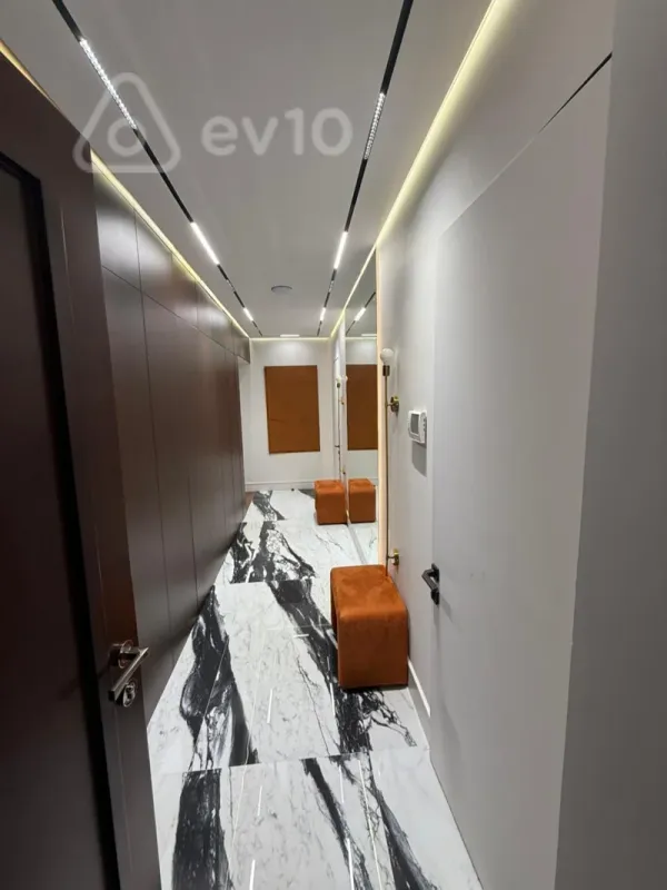 Kirayə verilir 2 otaqlı yeni tikili 100 m²