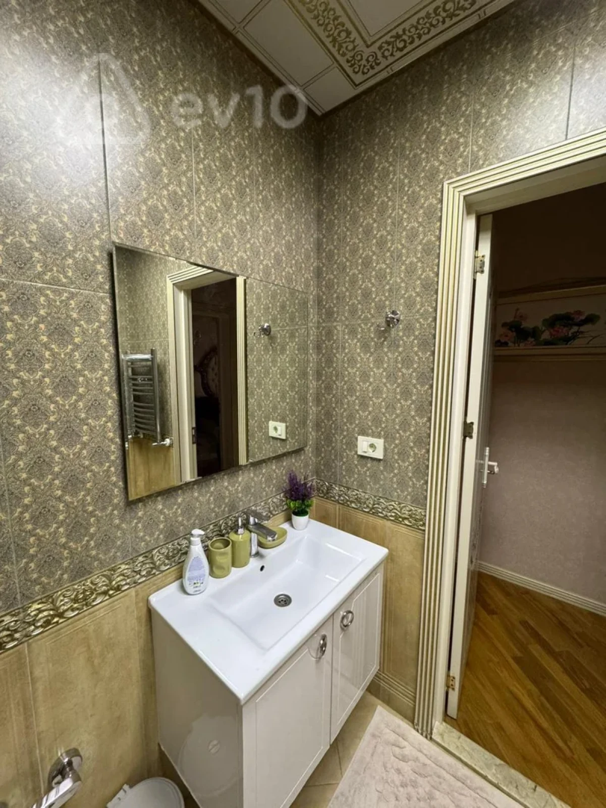 Kirayə verilir 3 otaqlı yeni tikili 125 m²