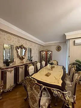 Kirayə verilir 3 otaqlı yeni tikili 125 m²